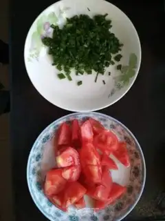 Make Tomato egg noodles step 0