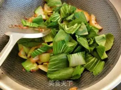 Make Green cashews and plum mushrooms step 4