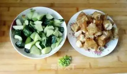 Make Oil cucumbers step 0