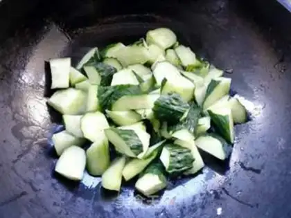 Make Oil cucumbers step 2