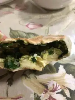 Make Cream egg pie step 5