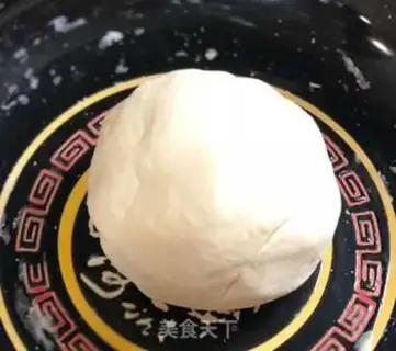 Make Fresh meat buns step 4