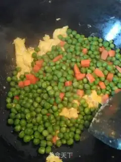 Make Peas fried eggs step 3