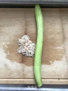 Make Shrimp melon soup step 0