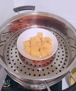 Make Pumpkin step 1