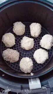 Make Cracker eggs step 4