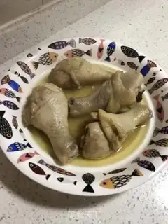 Make The salted chicken powdered hand tore the chicken leg step 2