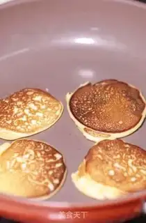 Make Yogurt pancakes step 5