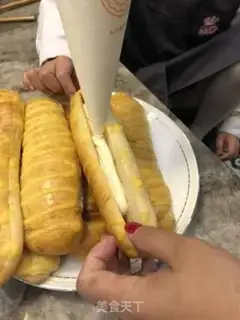 Make caterpillar butter bread step 21