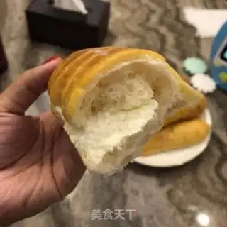 Make caterpillar butter bread step 24