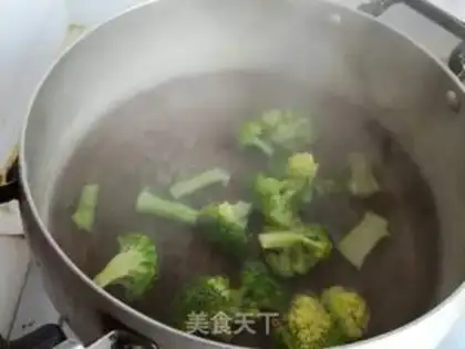 Make Vegetable lemon salad step 1