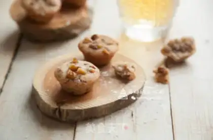 Make Banana walnut cake step 10