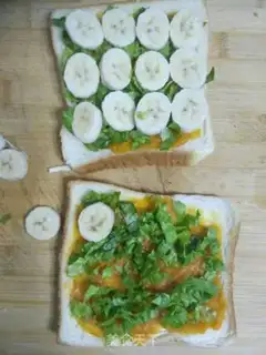 Make Mini-toe pizza step 2