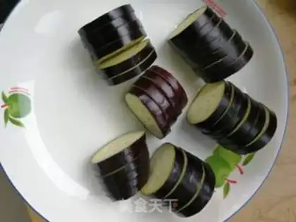 Make Steam pork and eggplant step 2