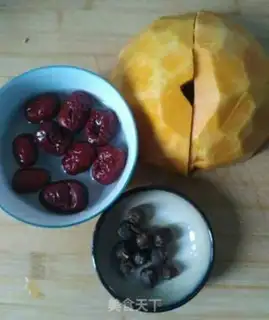 Make Red-tree pumpkin step 0