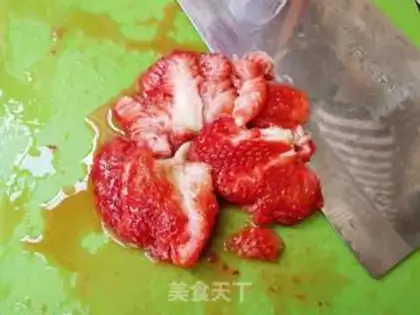 Make Strawberry sauce step 1