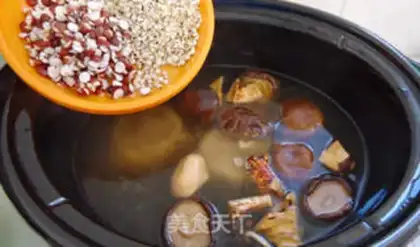Make Five fingers for a peach pig to make an old chord soup step 3