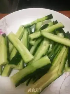 Make Pork cucumber step 1