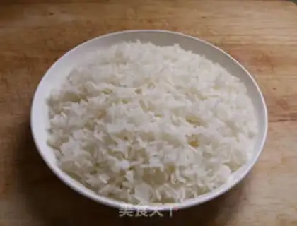 Make Sour bean omelet fried rice step 0