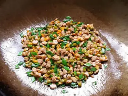 Make Sour bean omelet fried rice step 6