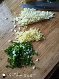 Make Pretzels and shrimp step 0
