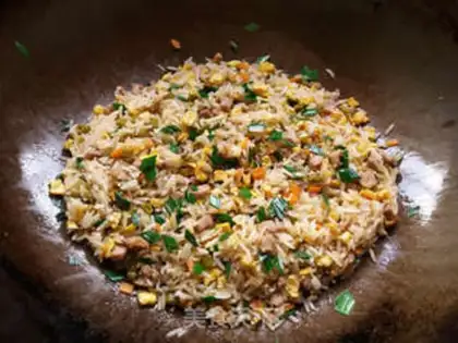 Make Sour bean omelet fried rice step 8