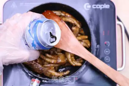 Make Hot beer chicken claws step 11