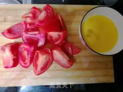 Make Tomato fried eggs step 0