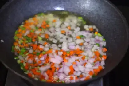 Make Egg-scrambling step 4