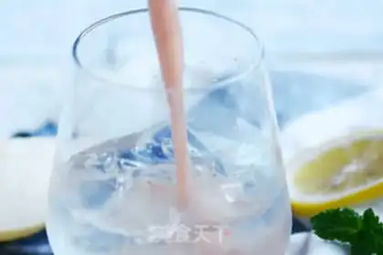 Make Sydney blueberry soda step 4