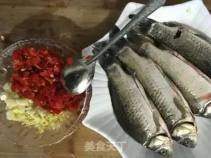 Make A pepper-cracker step 1