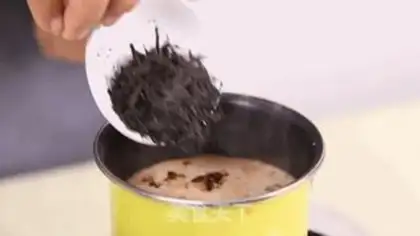 Make Caramel milk tea step 2