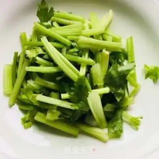 Make Celery fried tea step 0