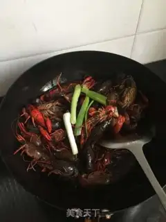 Make Spicy lobster step 3