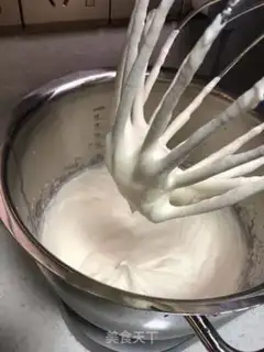 Make The original cream cake step 18