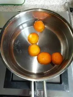 Make Orange chrysanthemum tea step 0