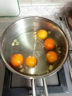 Make Orange chrysanthemum tea step 1