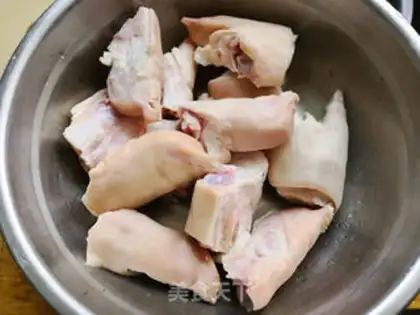 Make Pork hoof step 1