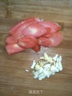 Make Fry mushrooms and broccoli step 1