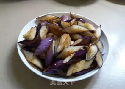 Make Garlic salted fish fried eggplant step 2