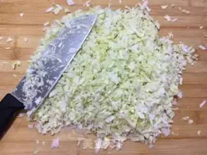Make Pork cabbage pie step 4