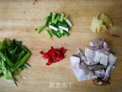 Make Black-mucked with garlic step 2