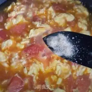 Make Tomato egg noodles step 5