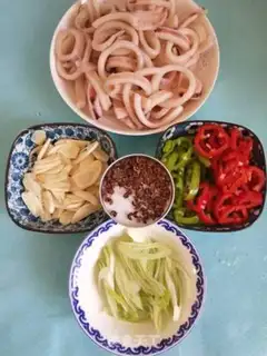 Make Spicy squid step 0