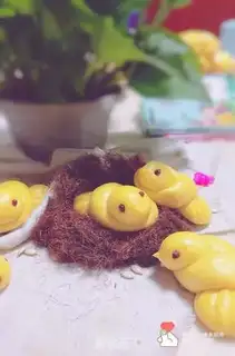 Make Pumpkin pigeon buns step 6