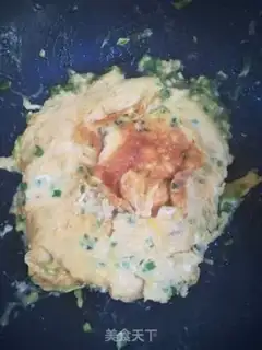 Make Onion fried eggs step 4