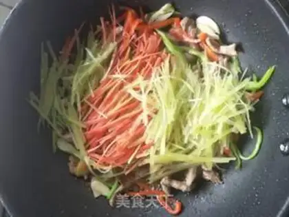 Make Nutrient vegetable fried meat step 4