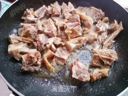 Make Lian radish and chicken step 8