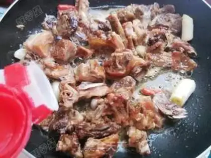 Make Lian radish and chicken step 10