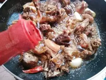 Make Lian radish and chicken step 12